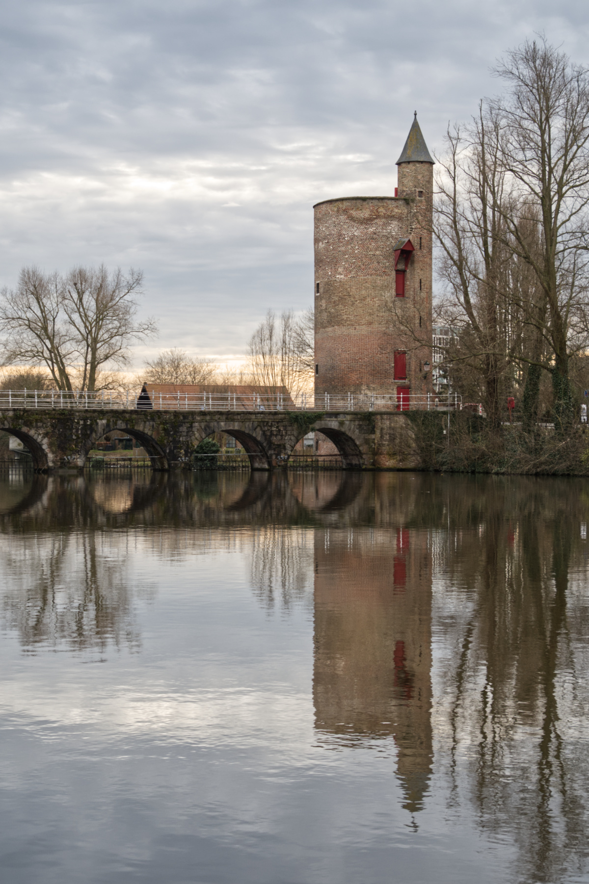 The old Gunpowder Tower at sunset in Minnewaterpark.