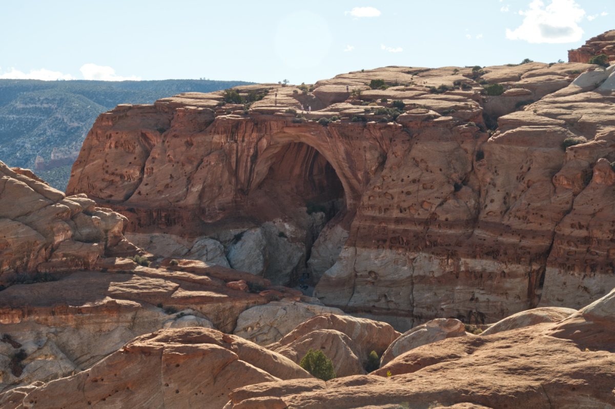 hickman_bridge_portrait_img